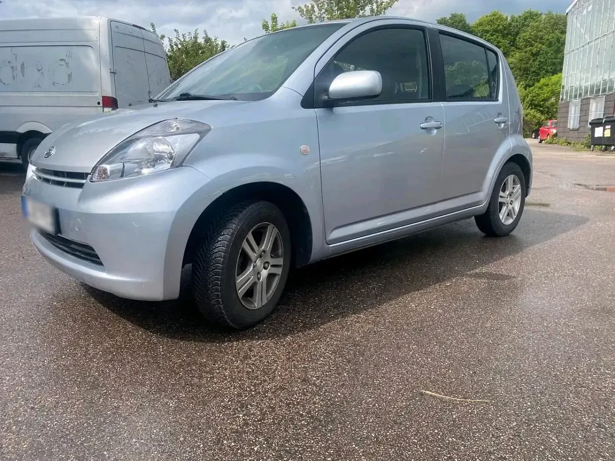 Gebraucht Daihatsu Sirion 2005 Silber Kleinwagen
