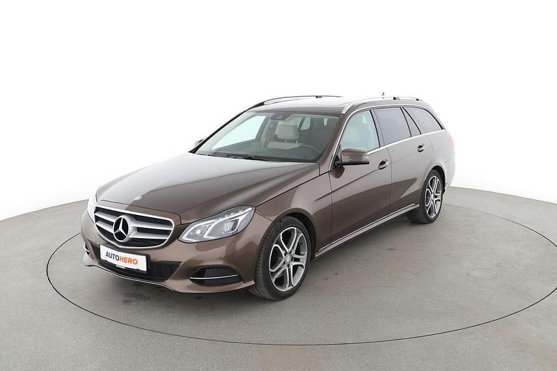 Braun Gebraucht 2015 Mercedes E200 Avantgarde Kombi | 20.290 € (Etwas zu teuer) - Bild 1/3