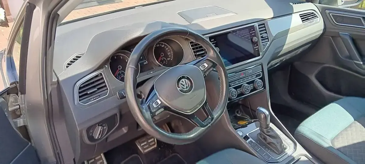 Gebraucht VW Golf VII 150 PS (110 kW) 2020 Grau SUV