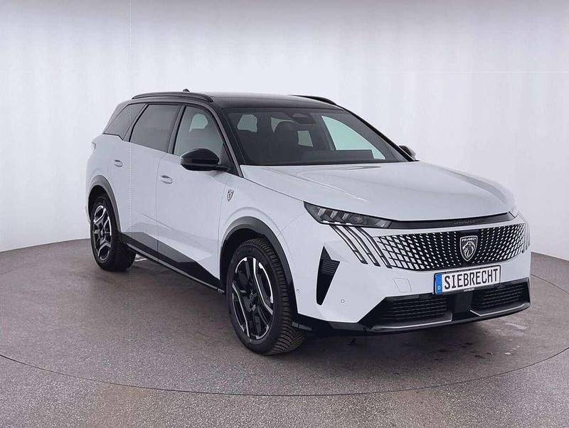 Neu Peugeot e-5008 GTi 156 kW (213 PS) 2026 Weiß SUV