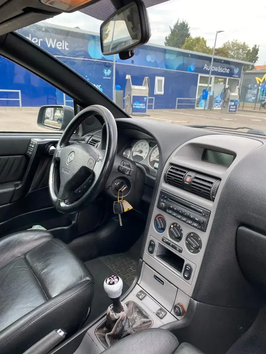 Gebraucht Opel Astra 147 PS (108 kW) 2005 Schwarz Cabrio