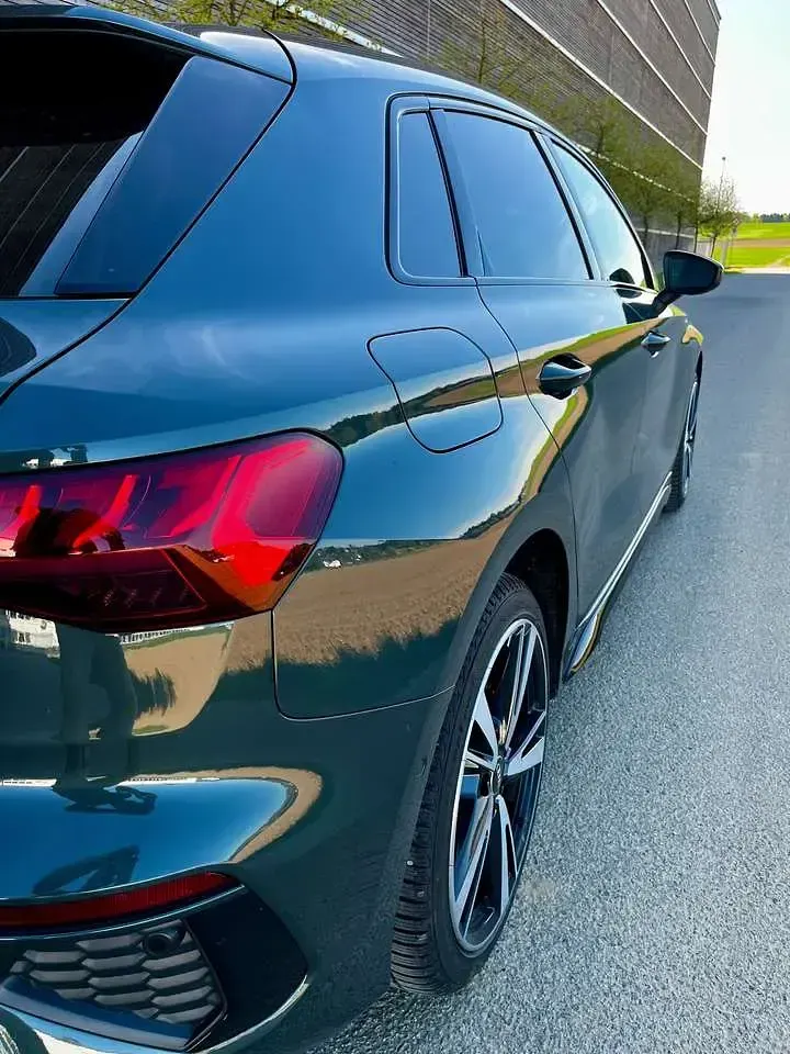 Gebraucht Audi A3 S-Line 245 PS (180 kW) 2022 Grün Limousine