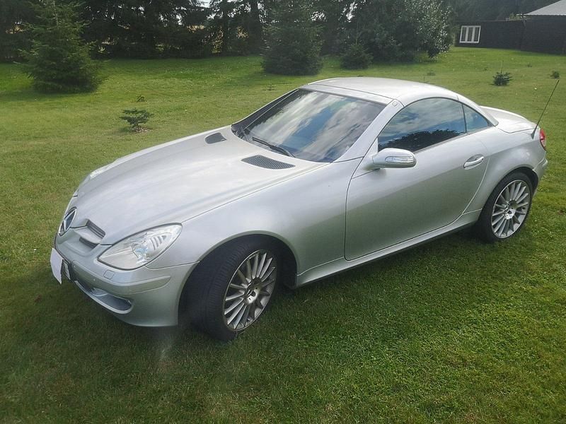 Gebraucht Mercedes SLK280 231 PS (169 kW) 2005 Silber Cabrio