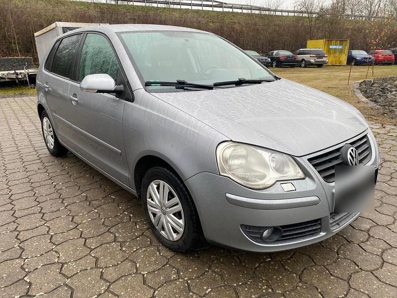 Gebraucht VW Polo 69 PS (50 kW) 2009 Grau Kleinwagen