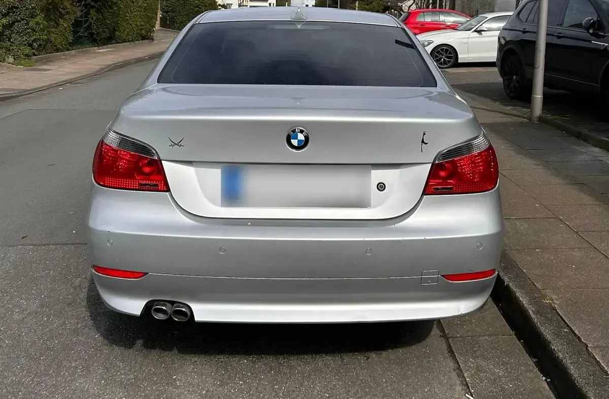 Gebraucht BMW 525 2005 Grau Limousine
