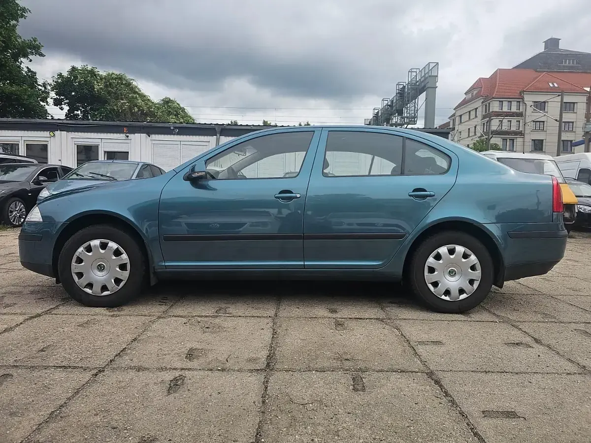Gebraucht Skoda Octavia 115 PS (84 kW) 2007 Blau Limousine