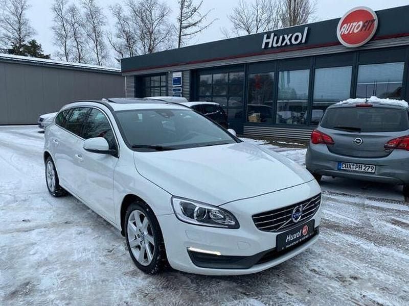 Gebraucht Volvo V60 Momentum 163 PS (119 kW) 2014 Andere Kombi