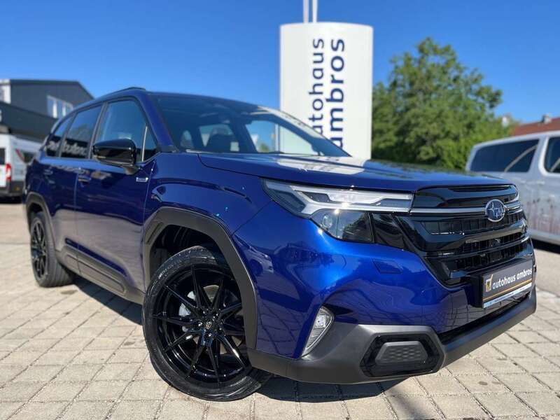 Sapphire blue Neu 2025 Subaru Forester Platinum SUV | 44.490 € (Teuer) - Bild 1/4