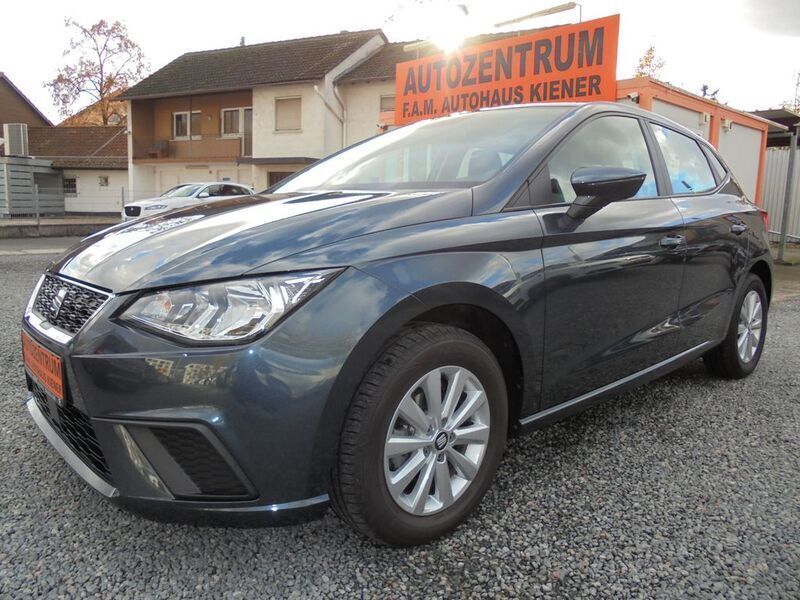 Grau Gebraucht 2019 Seat Ibiza Style Limousine | 12.990 € (Etwas zu teuer) - Bild 1/4