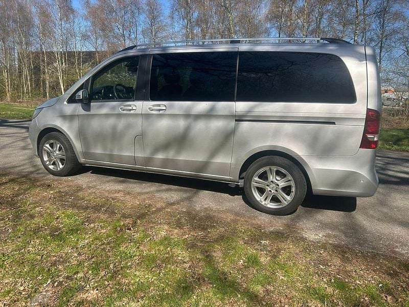Gebraucht Mercedes V200 136 PS (100 kW) 2017 Grau Van / Kleinbus