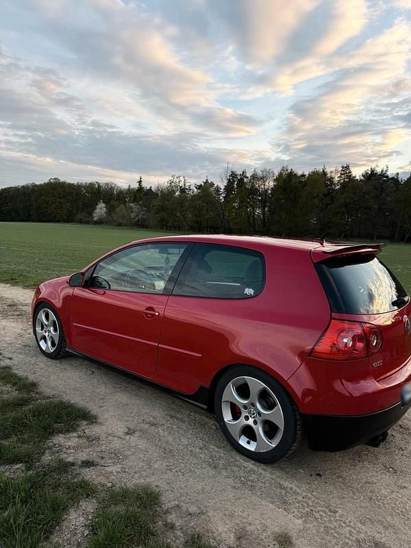 Gebraucht VW Golf GTI 200 PS (147 kW) 2006 Rot Coupé