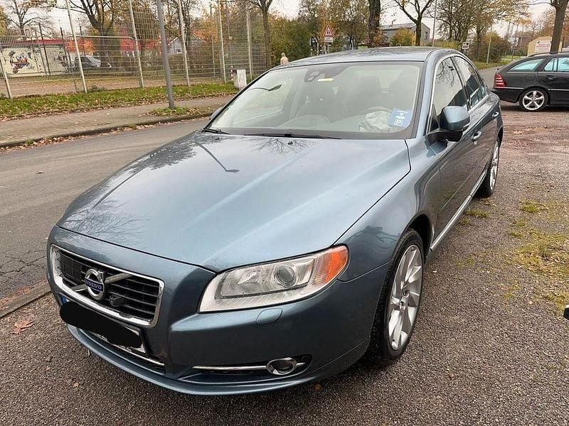 Blau Gebraucht 2012 Volvo S80 Summum Limousine | 9.500 € (Guter Preis) - Bild 1/4