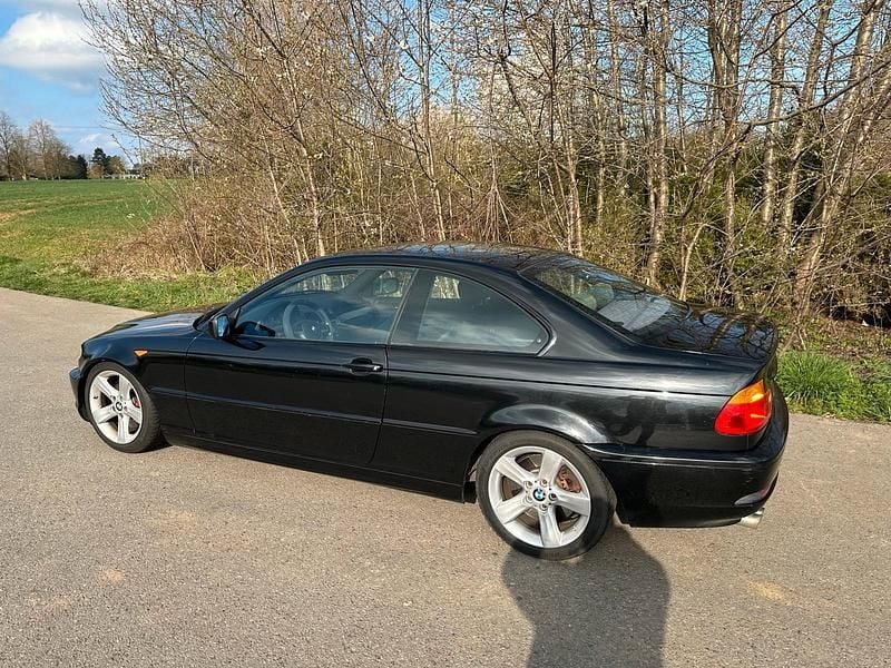 Gebraucht BMW 330 231 PS (169 kW) 2003 Schwarz Coupé