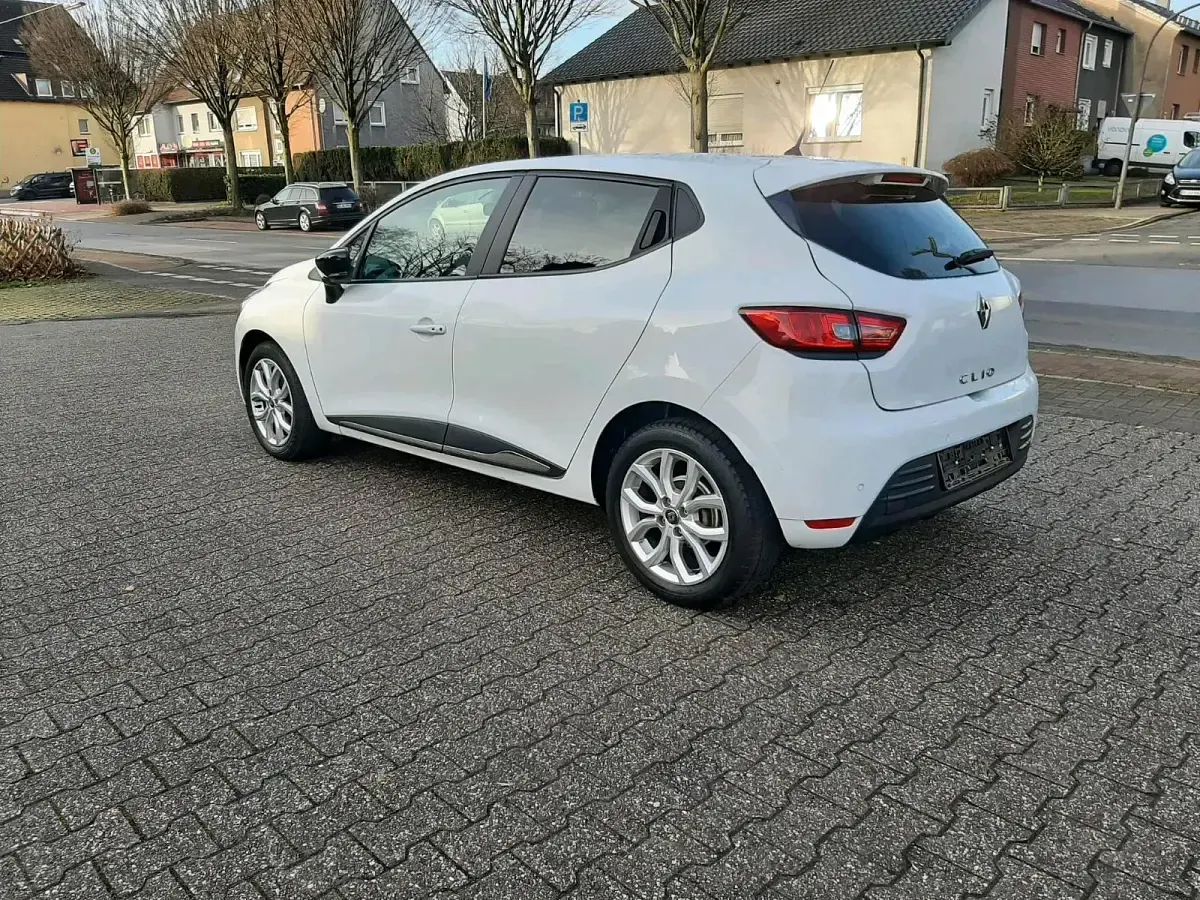 Occasion Renault Clio V 76 ch (55 kW) 2020 Blanc Citadine