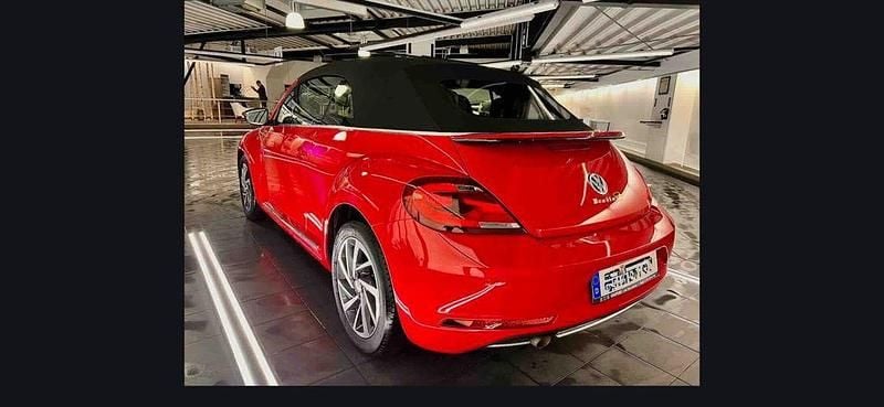 Gebraucht VW Beetle Sound 105 PS (77 kW) 2018 Rot Kleinwagen