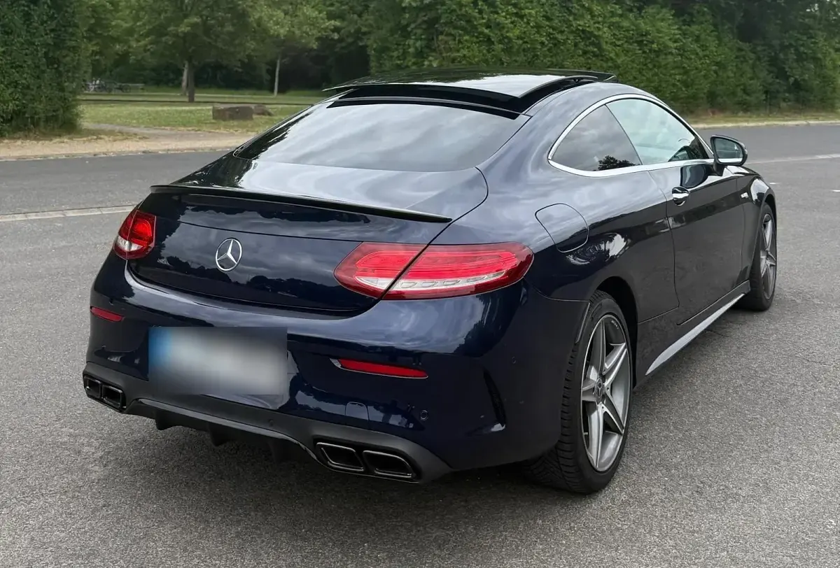 Gebraucht Mercedes C400 AMG line 333 PS (244 kW) 2017 Blau Coupé