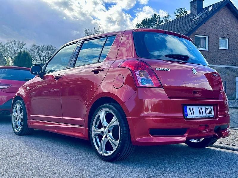 Gebraucht Suzuki Swift 92 PS (67 kW) 2008 Orange Kleinwagen