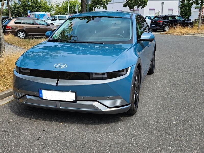 Blau Gebraucht 2022 Hyundai Ioniq 5 SUV | 38.900 € (Guter Preis) - Bild 1/4