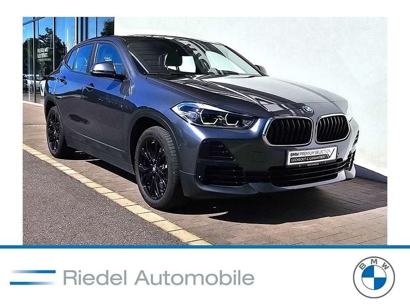 Mineralgrau metallic Gebraucht 2021 BMW X2 Advantage SUV | 22.690 € (Guter Preis) - Bild 1/3