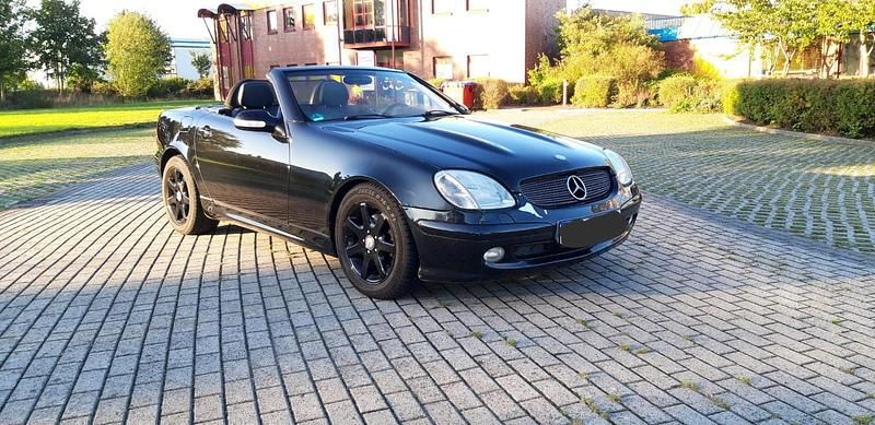 Schwarz Gebraucht 2000 Mercedes SLK200 Cabrio | 2.199 € (Superpreis) - Bild 1/4