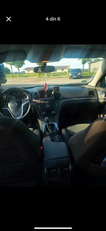 Gebraucht Opel Insignia 136 PS (100 kW) 2011 Grau Kombi