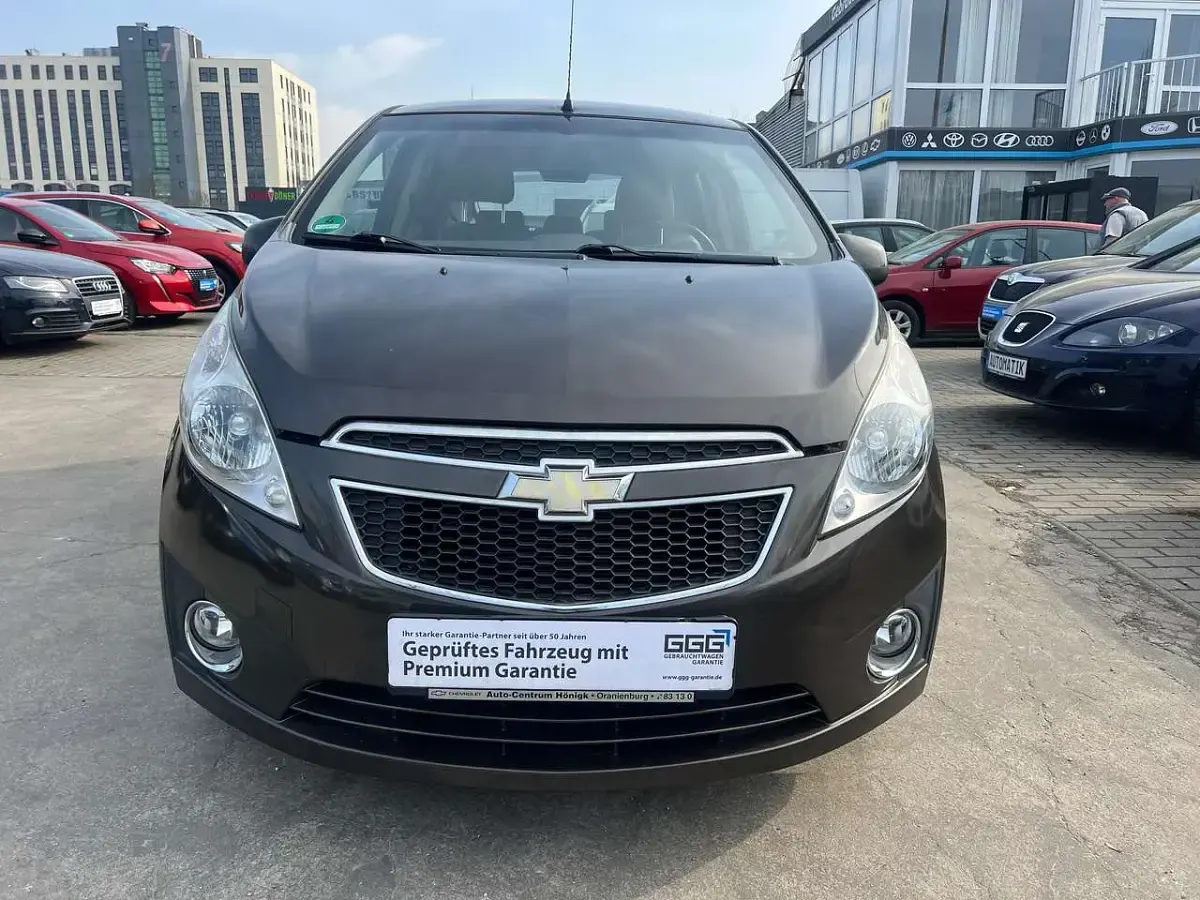 Gebraucht Chevrolet Spark LS 68 PS (50 kW) 2011 Coconut champagne met Kleinwagen