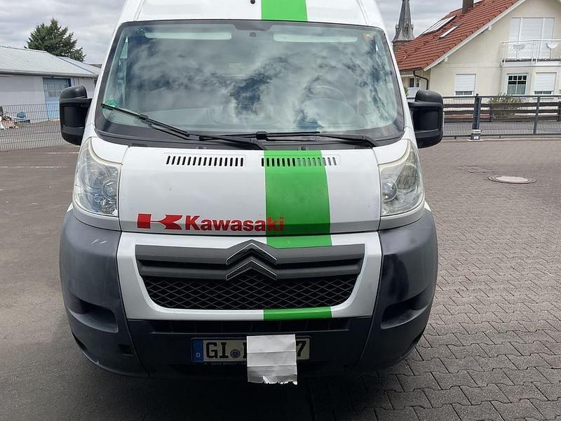 Weiß Gebraucht 2011 Citroën Jumper Van / Kleinbus | 6.990 € - Bild 1/4