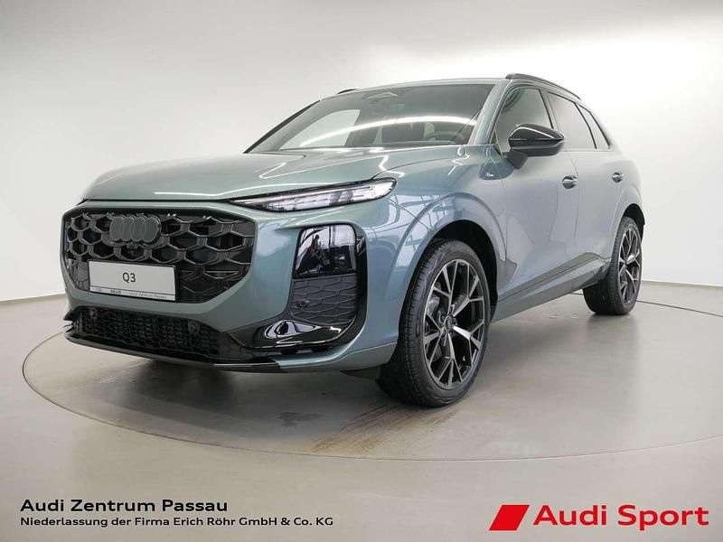 Salbeigrün metallic Neu 2025 Audi Q3 Ambiente SUV | 63.890 € (Guter Preis) - Bild 1/4