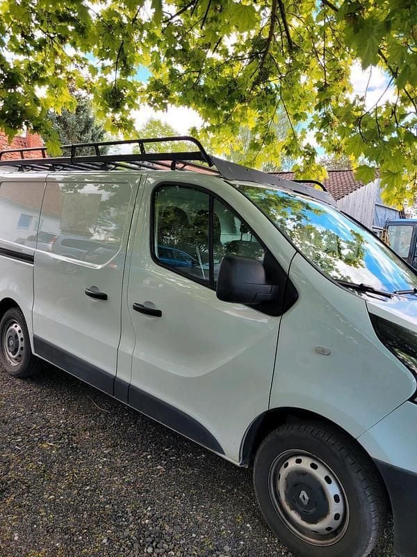 Weiß Gebraucht 2020 Renault Trafic Van | 16.500 € (Guter Preis) - Bild 1/4