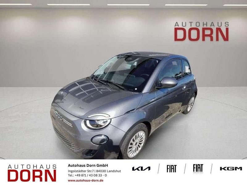 Mineral grau Gebraucht 2023 Fiat 500e Kleinwagen | 21.990 € (Guter Preis) - Bild 1/4
