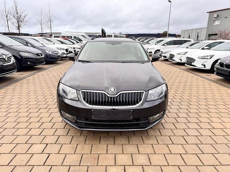 Gebraucht Skoda Octavia Style 150 PS (110 kW) 2016 Schwarz Kleinwagen