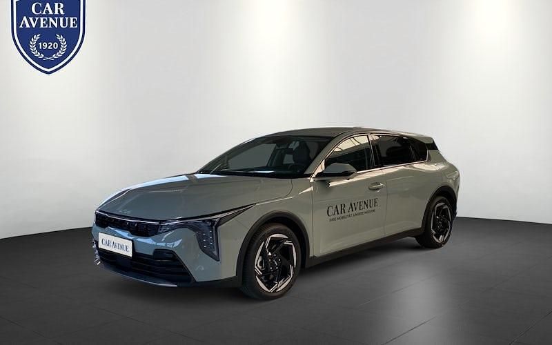 Neu Kia Ceed Spirit 150 PS (110 kW) 2026 Grün Kleinwagen