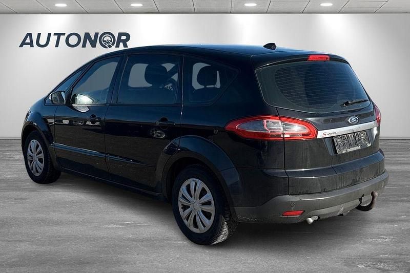 Gebraucht Ford S-MAX S 163 PS (119 kW) 2014 Schwarz Van / Kleinbus