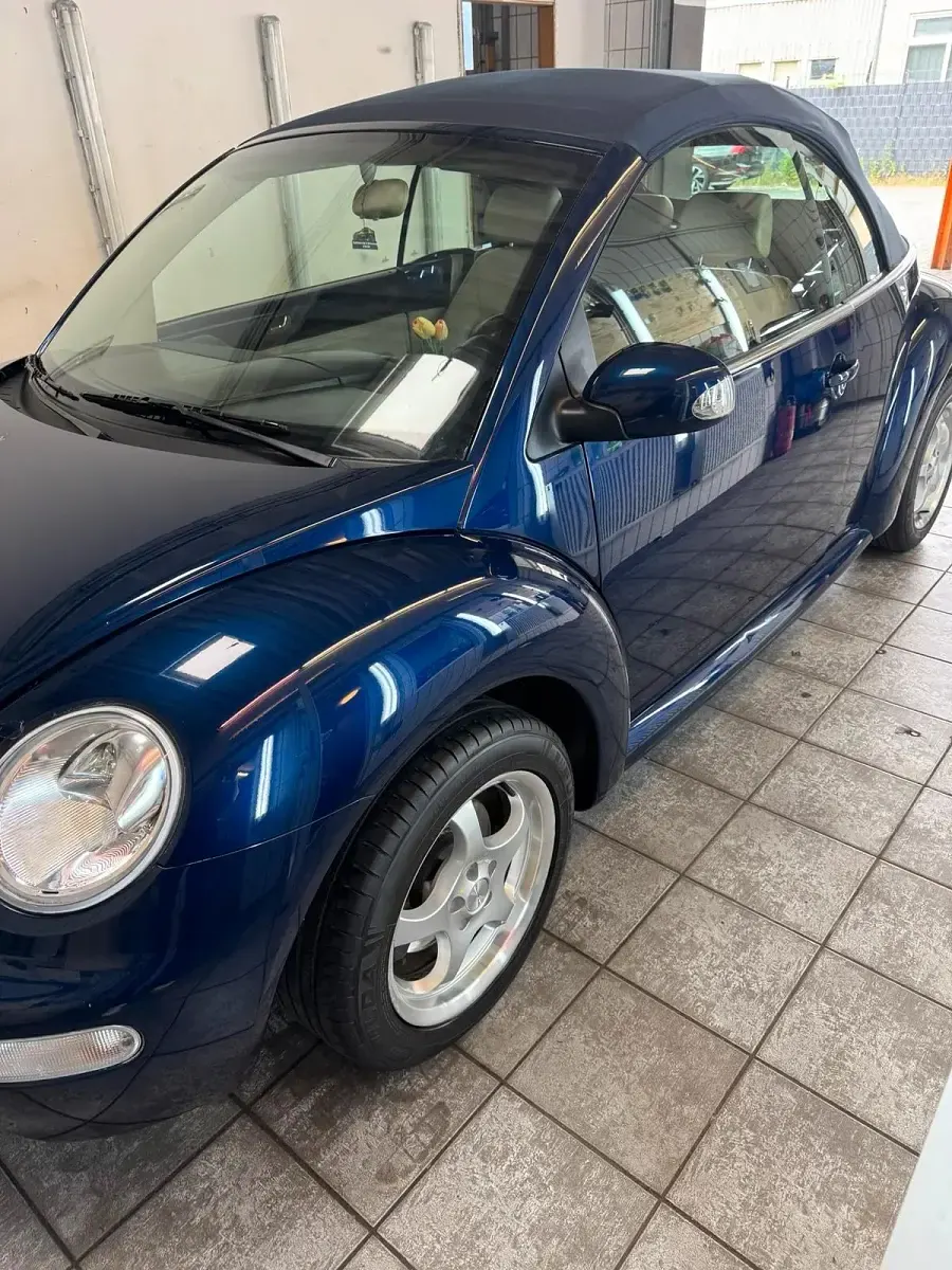 Gebraucht VW New Beetle Cabriolet 102 PS (75 kW) 2006 Blau Cabrio