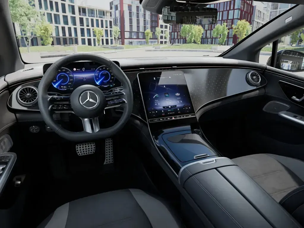 Gebraucht Mercedes EQE350 Premium 214 kW (292 PS) 2023 Blau / sodalithblau Limousine