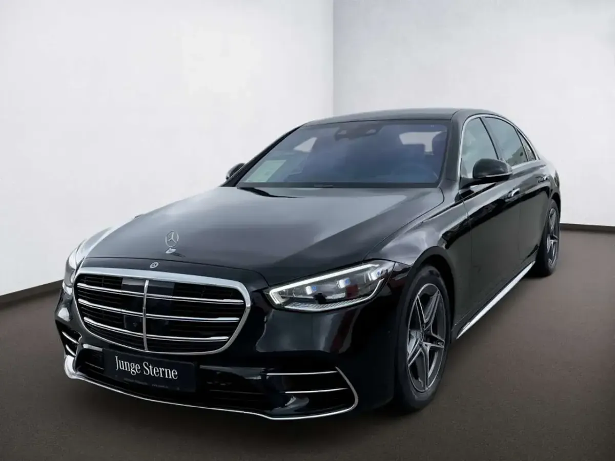 Gebraucht Mercedes S450 AMG 367 PS (269 kW) 2025 Metalliclack obsidianschwarz Limousine