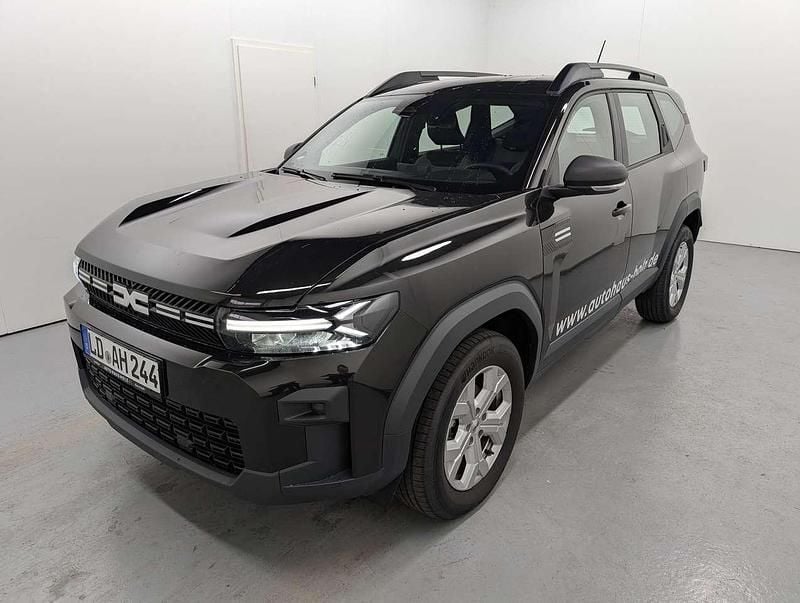 Schwarz Neu 2025 Dacia Bigster Essentiel SUV | 25.839 € (Superpreis) - Bild 1/4