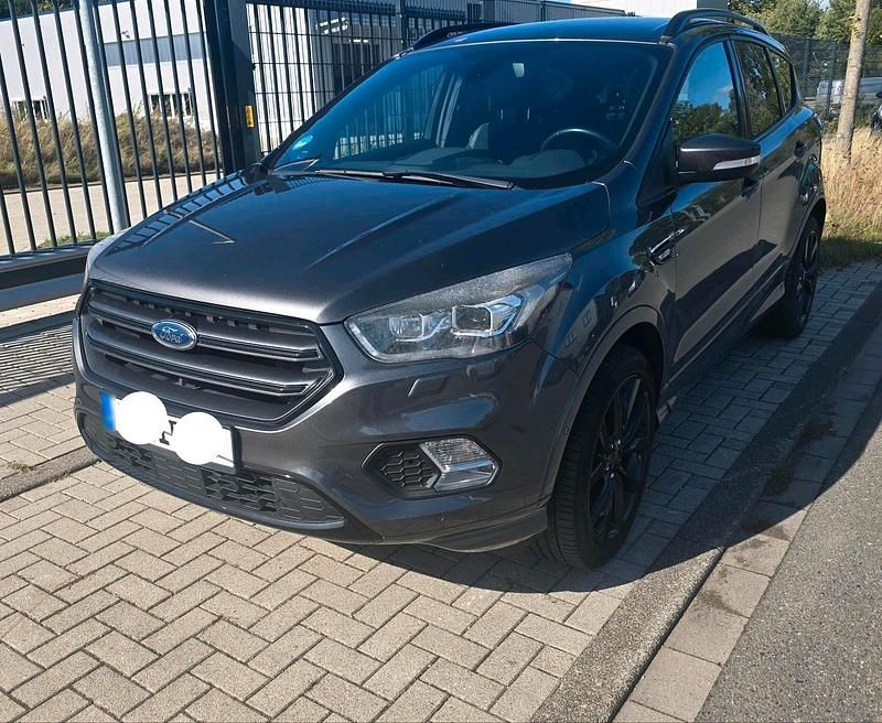 Gebraucht Ford Kuga ST-Line 150 PS (110 kW) 2017 Grau SUV