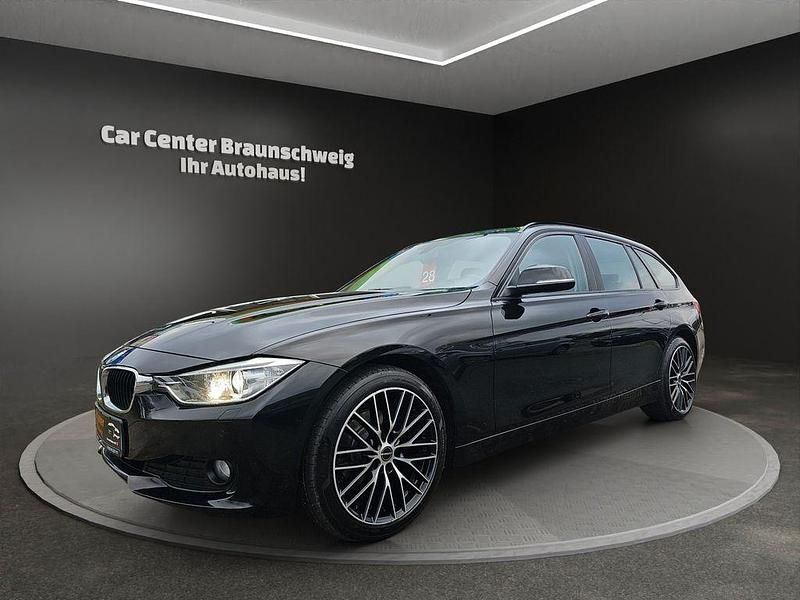 Schwarz Gebraucht 2013 BMW 318 Advantage Kombi | 8.999 € (Fairer Preis) - Bild 1/4