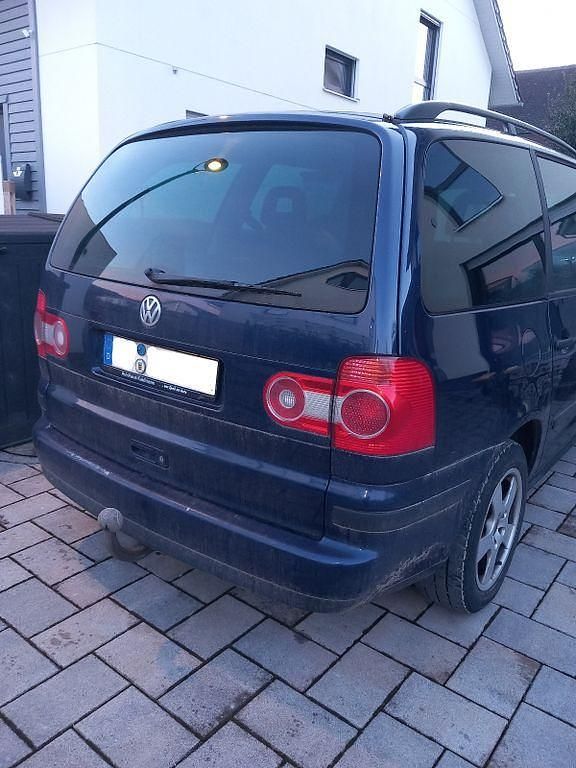 Gebraucht VW Sharan 150 PS (110 kW) 2004 Blau Van / Kleinbus