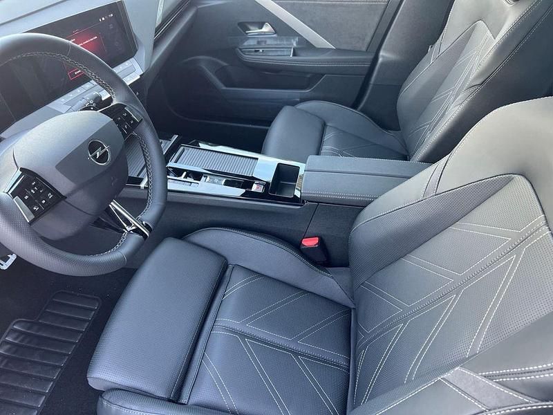 Gebraucht Opel Astra Ultimate 131 PS (96 kW) 2024 Weiss Limousine