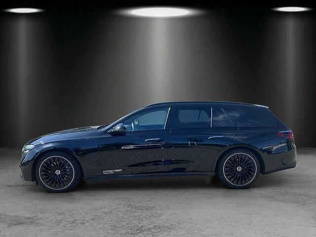 Gebraucht Mercedes E220 AMG 197 PS (144 kW) 2024 Lack obsidianschwarz Kombi