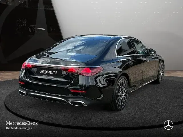Gebraucht Mercedes E200 Advanced 204 PS (150 kW) 2025 Schwarz Limousine