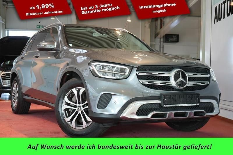 Grau Gebraucht 2020 Mercedes GLC220 SUV | 31.900 € (Fairer Preis) - Bild 1/4