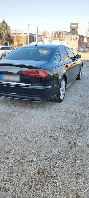 Gebraucht Audi A6 Basis 190 PS (139 kW) 2016 Schwarz Limousine
