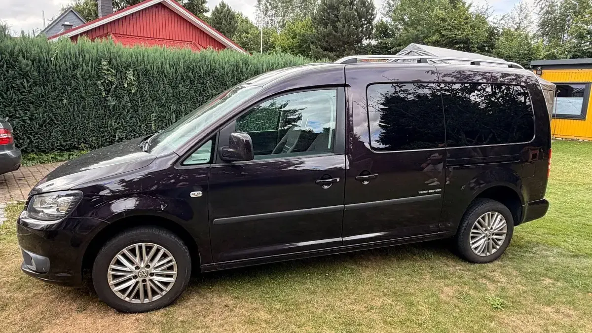 Gebraucht VW Caddy Maxi Edition 140 PS (102 kW) 2015 Schwarz Van / Kleinbus