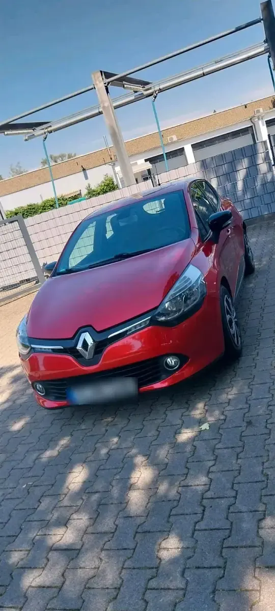Gebraucht Renault Clio IV 90 PS (66 kW) 2013 Rot Limousine