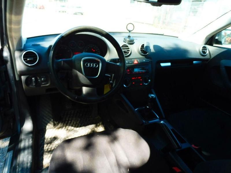 Gebraucht Audi A3 Sportback Ambition 150 PS (110 kW) 2005 Grau Kleinwagen
