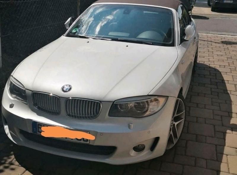 Weiß Gebraucht 2013 BMW 120 Cabriolet Cabrio | 10.350 € (Fairer Preis) - Bild 1/3