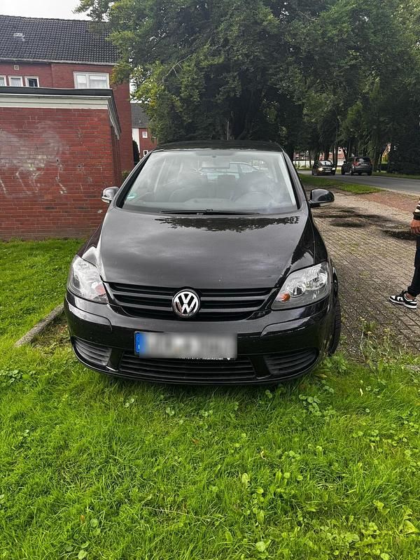 Schwarz Gebraucht 2006 VW Golf Plus Cross Van / Kleinbus | 2.000 € (Fairer Preis) - Bild 1/4